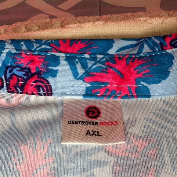 Men’s Swisher Hawaiian Shirt – Jacksonville Jumbo Shrimp Edition (Size XL) - Picture 10 of 10